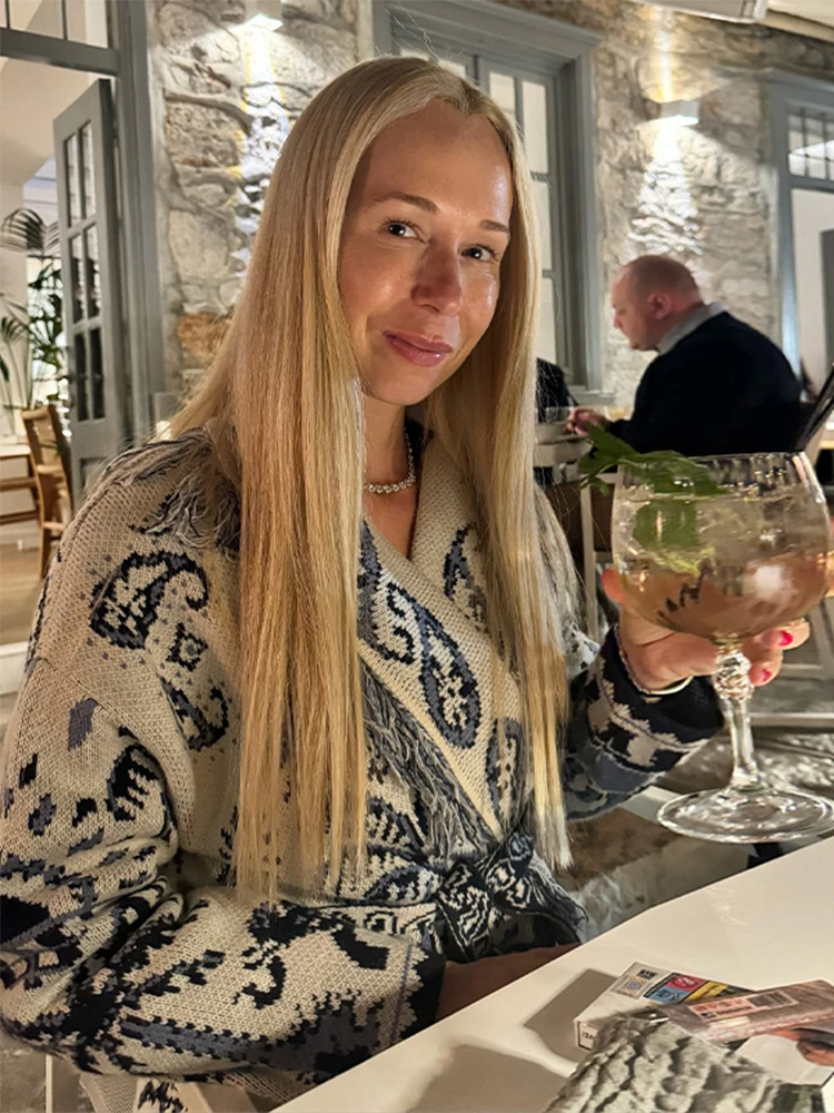 Women's short floral cardigan sweater, white