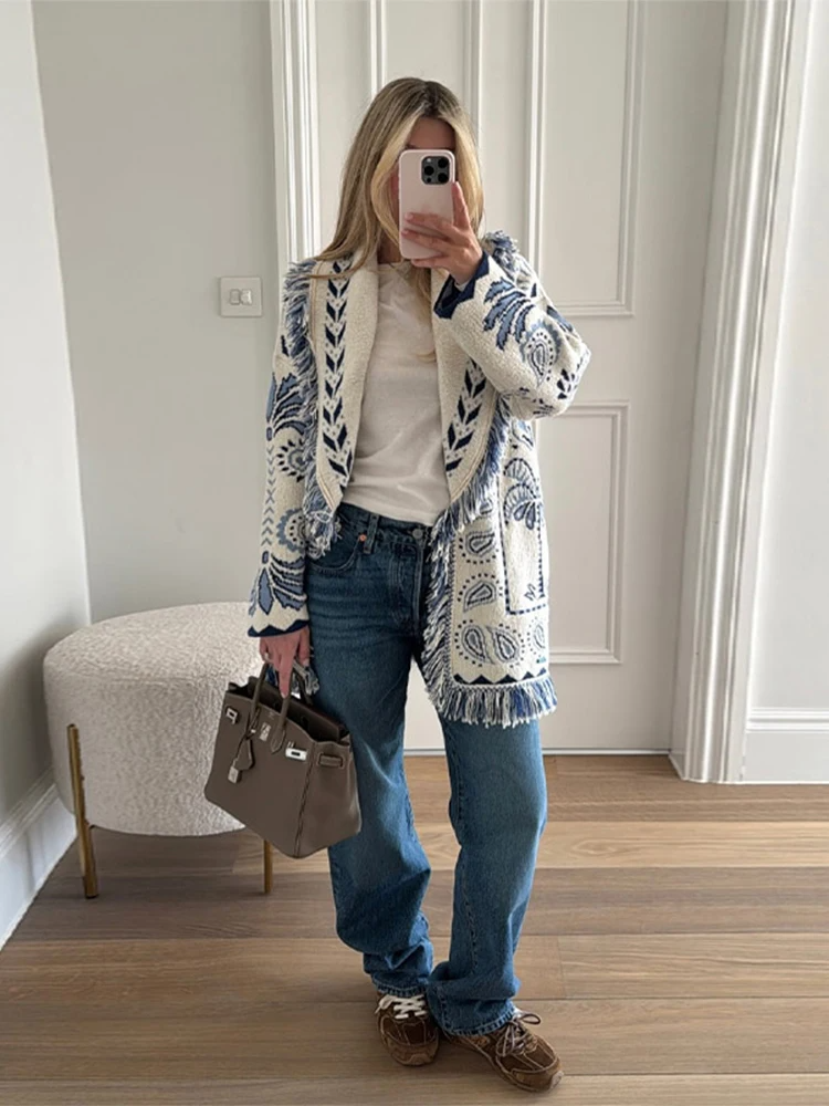 Women's short floral cardigan sweater, white