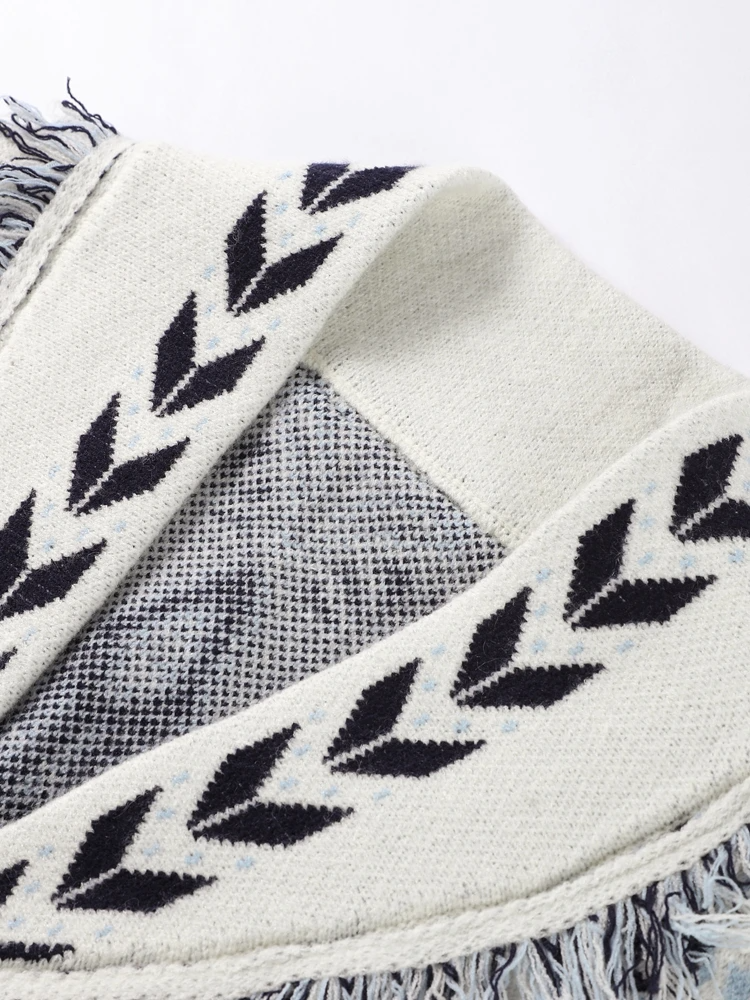 Women's short floral cardigan sweater, white