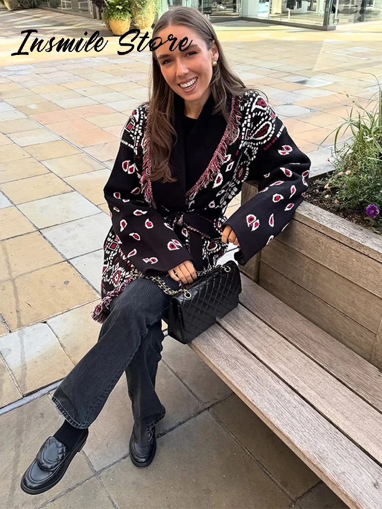 Women's Short Patterned Cardigan Sweater (Thick)